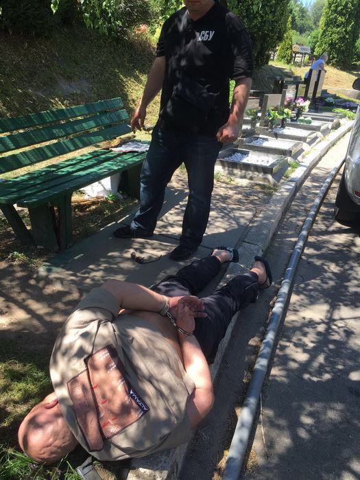 СБУ задержала сотрудника киевского крематория, собиравшего «дань» с подчиненных