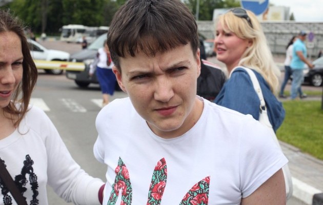 В сети резко отреагировали на заявление Савченко об извинении за смерти на Донбассе