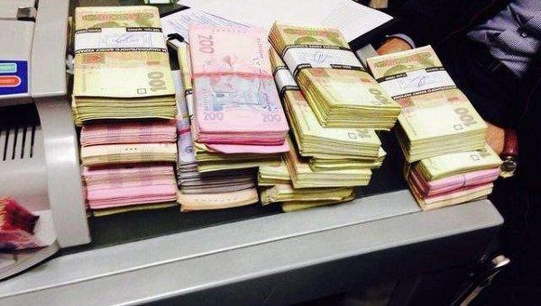 Фискалы «накрыли» в столице 200-миллионный «конверт»