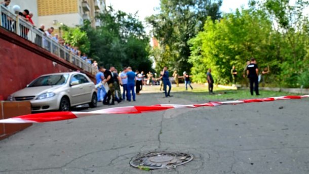 В центре Донецка прогремел мощный взрыв: есть погибший (18+)