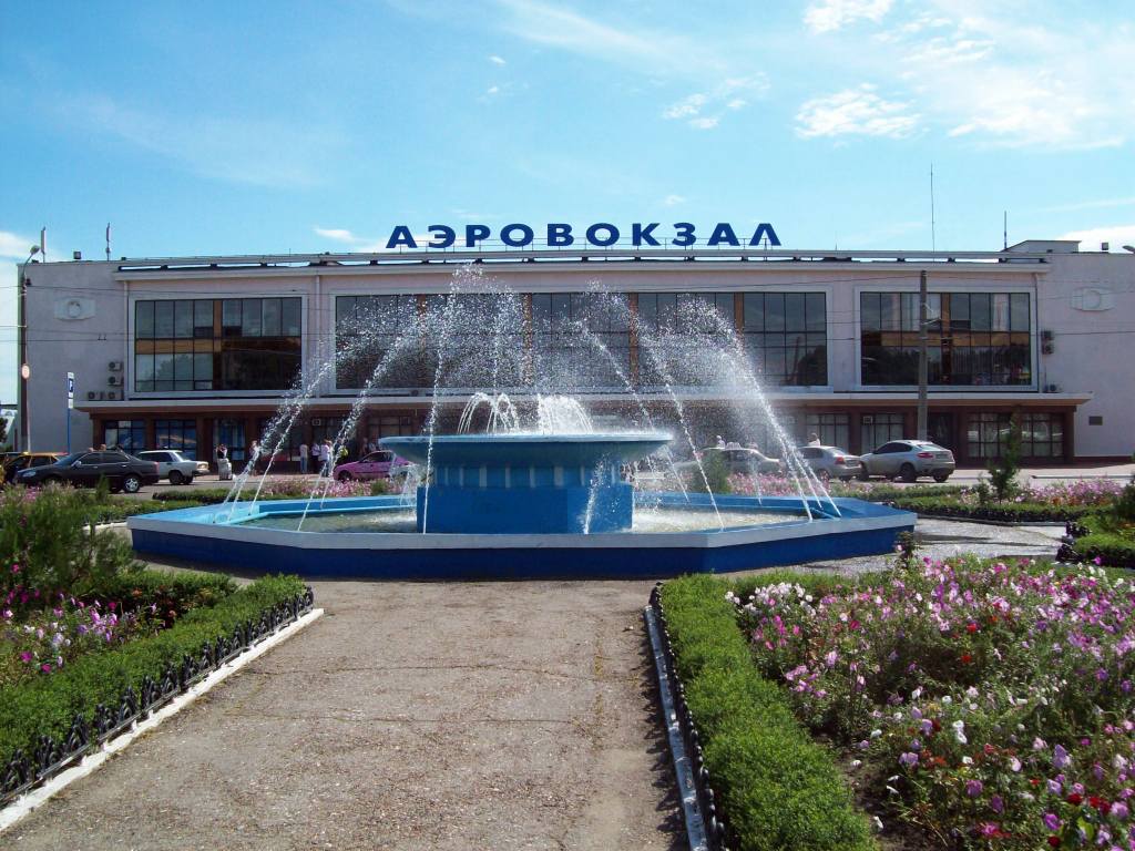 Я не я, и хата не моя: в аэропорту Одессы задержали россиянина с поддельным паспортом
