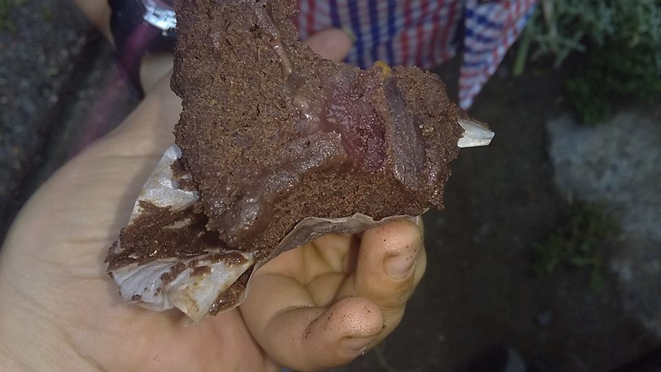 В Мукачево женщина купила пирожное со смертельно опасной начинкой (ФОТО)
