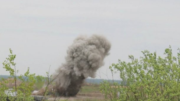 На Яворовском полигоне произошел взрыв – ранены трое военнослужащих