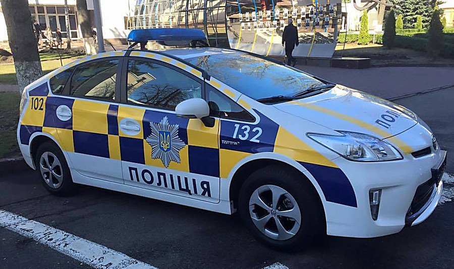 В Одессе за угон авто задержали патрульного