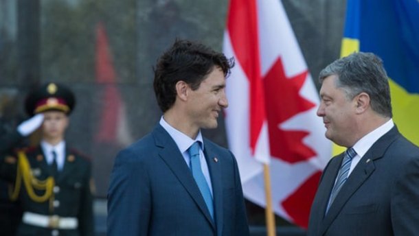 Порошенко подписал закон о торговле между Украиной и Канадой