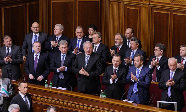 И такое бывает: названы самые бедные министры Украины