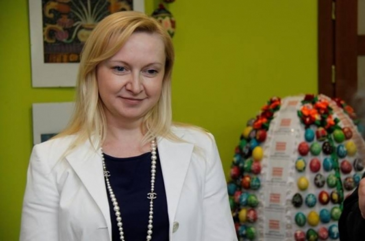 Аж волосы дыбом встают: у любовницы Януковича в Киеве до сих пор успешно работает салон красоты