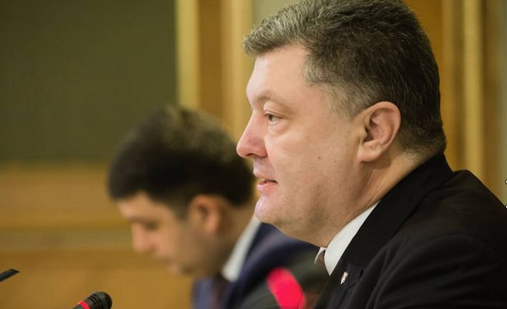 «Следующий премьер будет его могильщиком»: За что Порошенко уволит Гройсмана