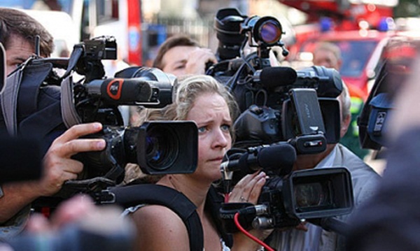 Замуж за депутата: Наряд бесстыжей журналистки в Раде шокировал сеть. Еще бы голая пришла!