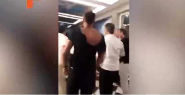 Такого побоища вы еще точно не видели! Как работники турецкого отеля «избили» русских туристов (18+)