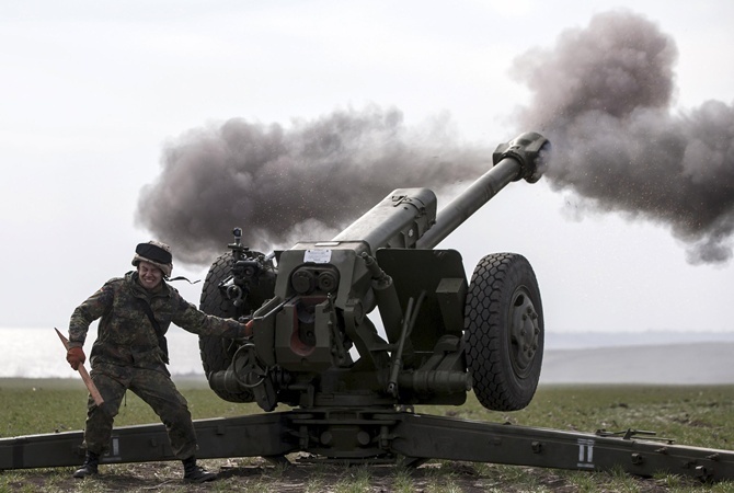 В Мариинский парк уже свезли артиллерию, власть дала первый комментарий