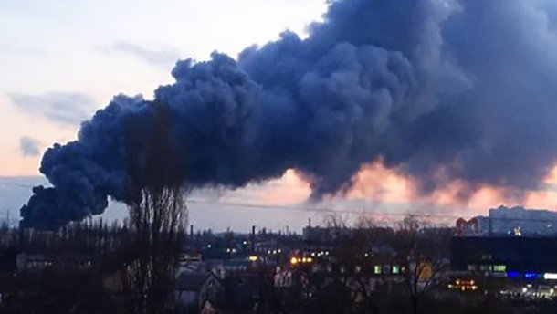 В центре Донецка прогремел мощный взрыв, есть пострадавшие