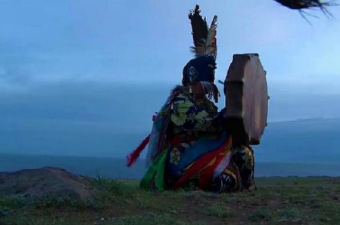 «Война закончится?»: Известный шаман предсказала, что ждет Россию и Украину в 2018 году