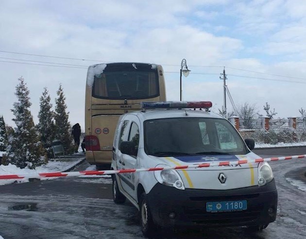 Возле Львова взорвали взрывчатку в автобусе в котором перевозили польских туристов