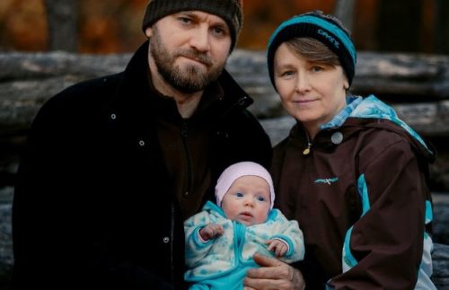«Ольга почувствовала боль в шее, но подумала, что это простая простуда…»: умepла 49-летняя многодетная мама