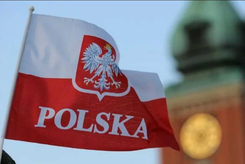 Президент подписал! Новые правила трудоустройства иностранцев в Польше