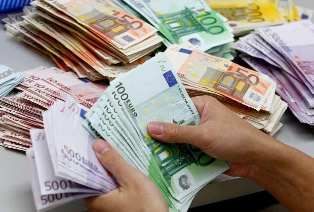 «До 65 тис.гривен …»: За что украинцам платят в Литве