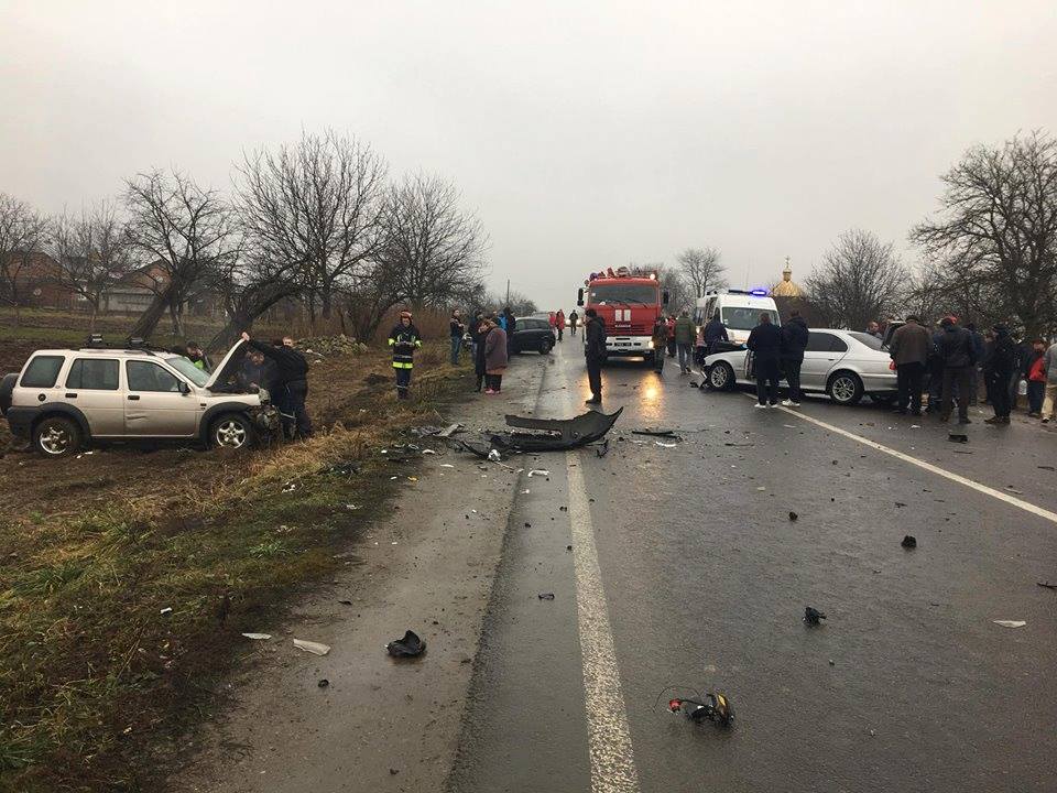 Масштабное ДТП: На Львовщине в ужасной аварии пострадали семь человек, в том числе трое детей