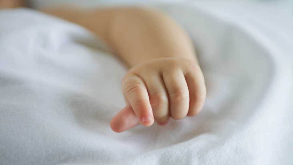 «Родились с разницей в год»: На Кировоградщине в морозилке нашли двух младенцев