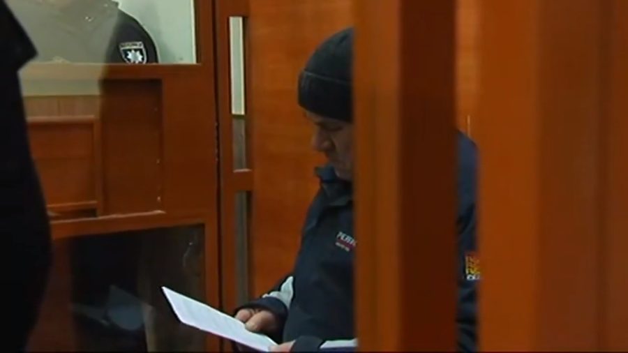 Вы только взгляните на этот взгляд: Первые кадры из суда над подозреваемым в убийстве Ирины Ноздровской
