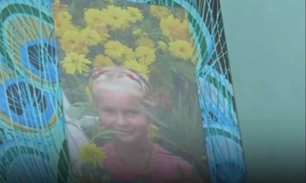 «Собиралась к маме в Польшу»: 12-летняя школьница покончила жизнь самоубийством