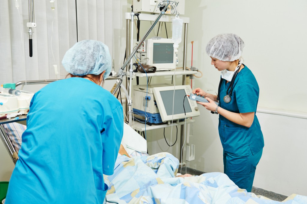 Сразу шестеро пациентов львовской больницы лишатся ног