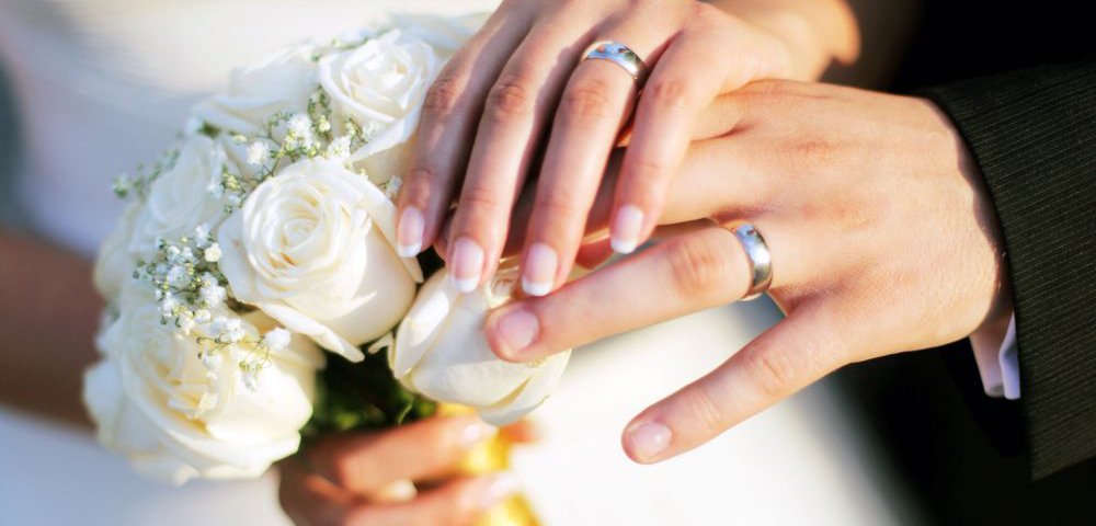 Взрыв превратил свадьбу в похороны: Погиб жених с гостями, за жизнь невесты борются врачи