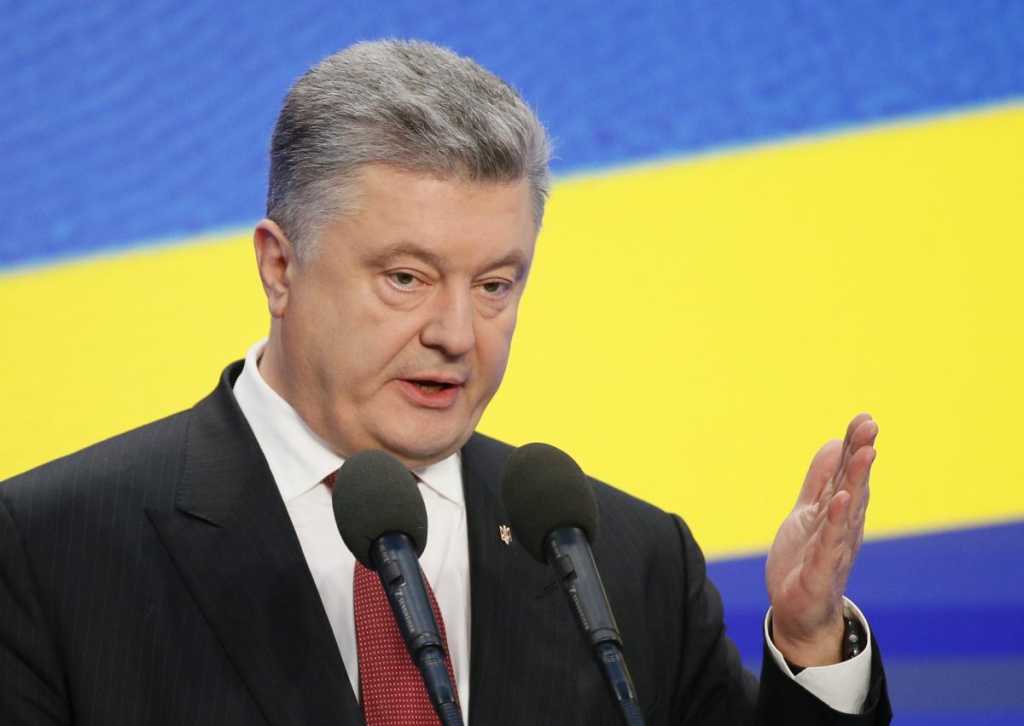 «Обеспечить мир в Украине — невозможно»: Заявление Петра Порошенко не на шутку возмутило украинцев