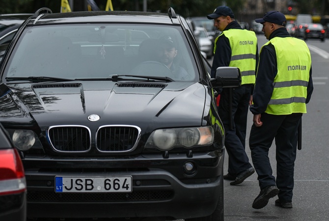«Закрыть любую возможность …»: Рада приготовила новый сюрприз и огромные штрафы для водителей с еврономерами