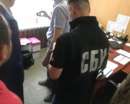 «Поймали на горячем»: СБУ разоблачила на взятке чиновника Государственной исполнительной службы