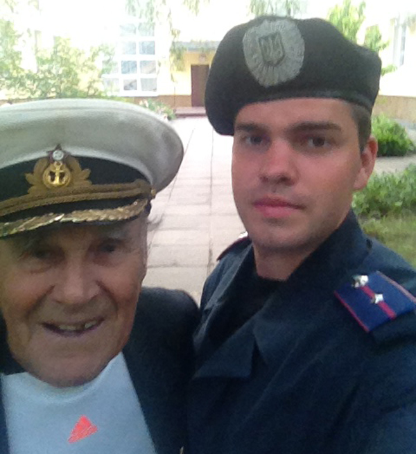 «Это большая обида для нас …»: 99-летний ветеран рассказал о потере единственного внука в АТО и о том, как победить Россию