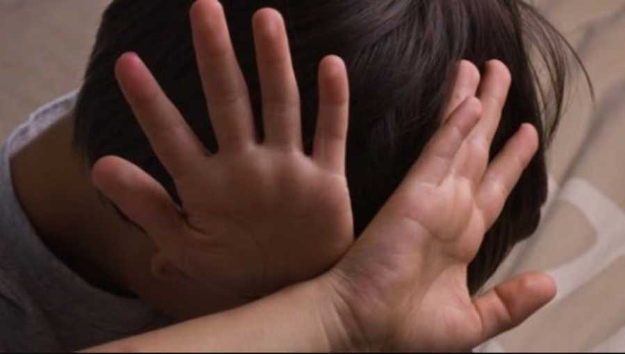 «Неоднократно выступал с ним в контакт»: Медбрата детского санатория обвиняют в изнасиловании 8-летнего мальчика