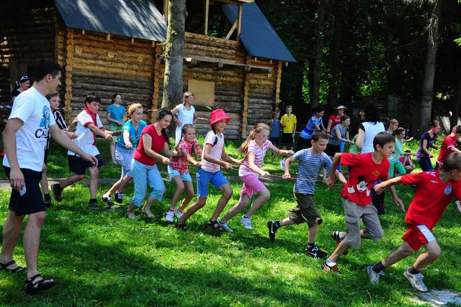 От 15 до 20 тыс. гривен: Украинцев поразила новая стоимость отдыха в детских лагерях