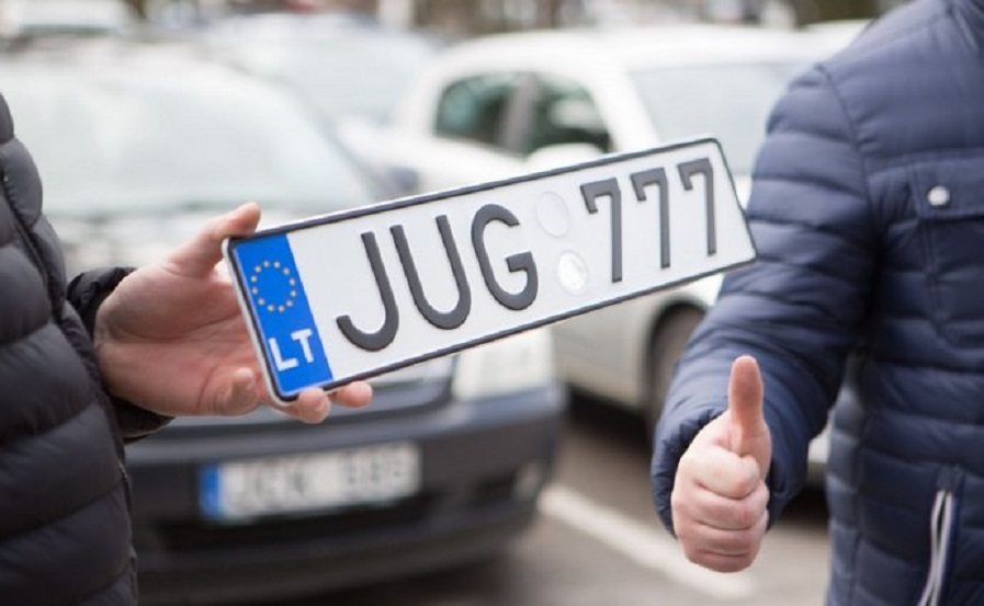 «Штрафы в 170 тысяч и конфискация автомобиля»: В Раде озвучили новые наказания для водителей на «еврономерах»