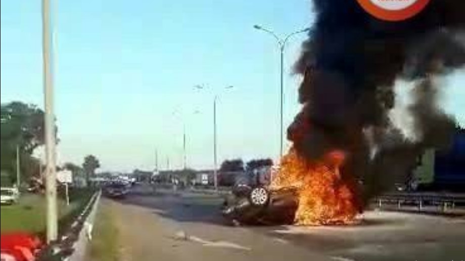 «Машина летела со звуком самолета»: Пассажирка авто заживо сгорела во время ДТП