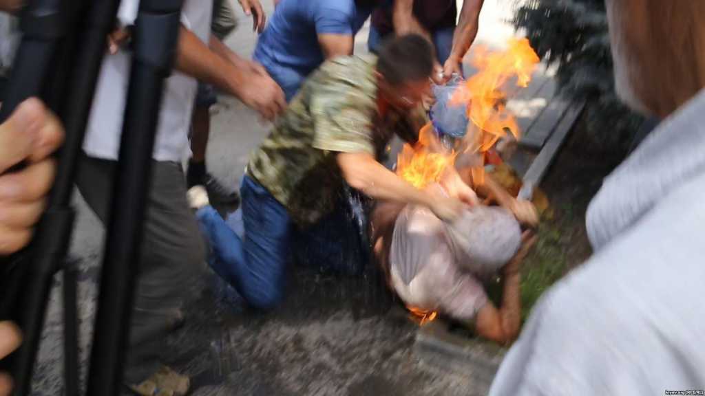 Против произвола властей: мужчина пытался совершить самосожжение