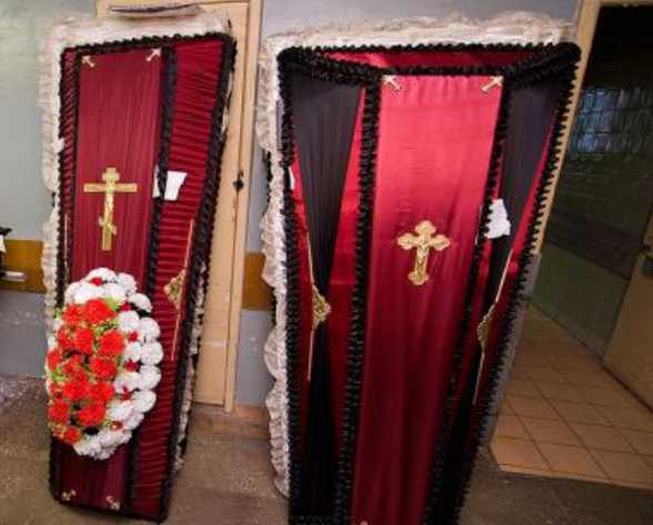 Два похороны в одной семье: На Прикарпатье отец не смог смириться со смертью своего сына