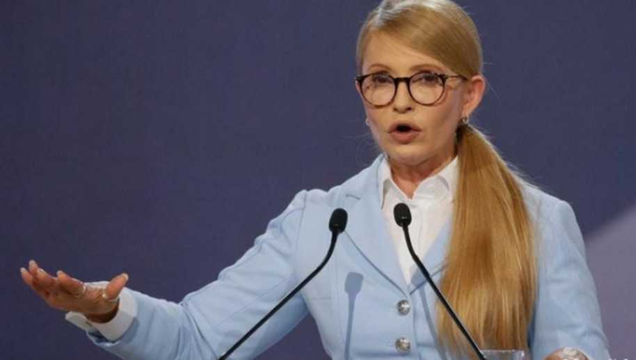 «В отличие от него»: Тимошенко рассказала, чем отличается от Порошенко