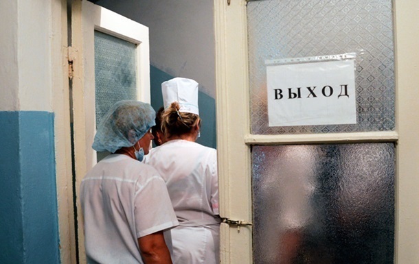 С поминального обеда — в больницу: В Винницкой области в кафе массово отравились люди
