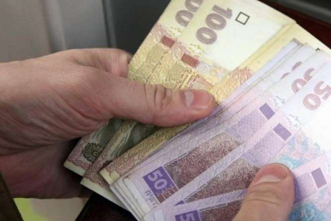 Уже с 1 декабря украинцам повысят пенсии: кому добавят 600 грн