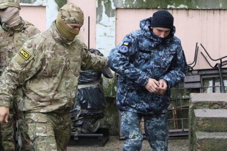 В Крыму решили судьбу захваченных украинских моряков: подробности