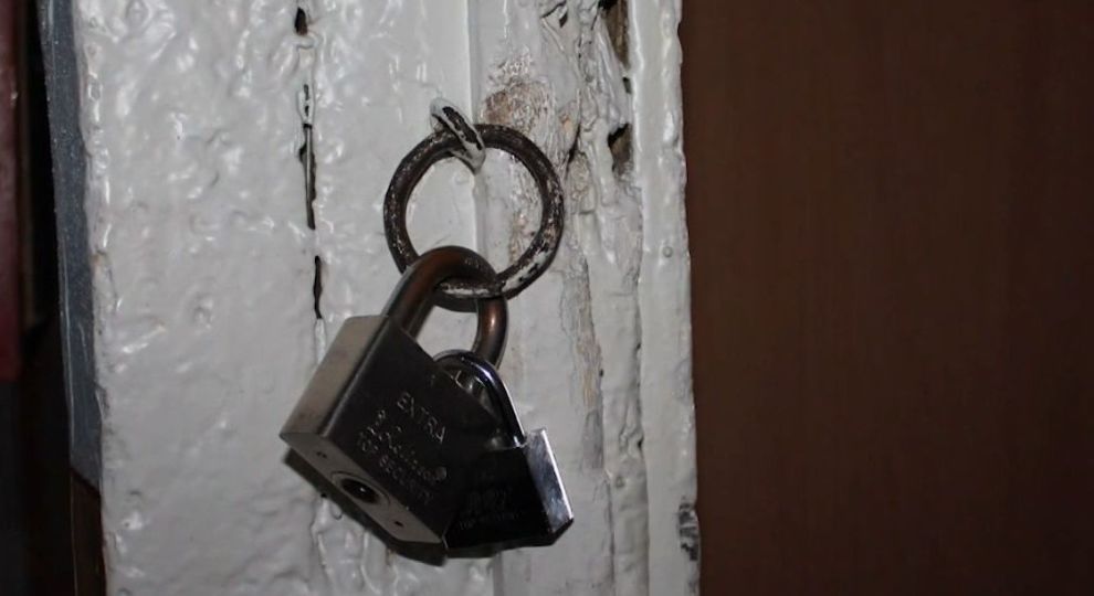 Закрывали в комнате и недокармливали: На Буковине в школе-интернате разгорелся громкий скандал из-за халатности воспитателей
