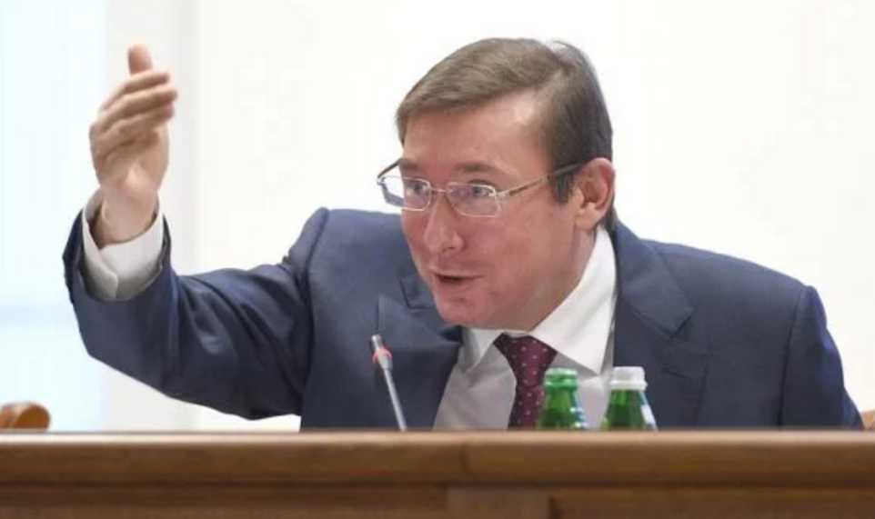 «Генеральная коррупционная адвокатура»: Шабунин резко высказался о «заботливой» команде Луценко