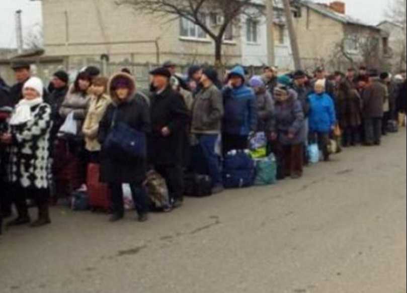 Люди гибнут на блокпостах: на Донбассе оккупанты устроили настоящий ад выезжающим