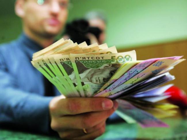 Алименты в Украине: неплательщиков будут трудоустраивать для взыскания долгов