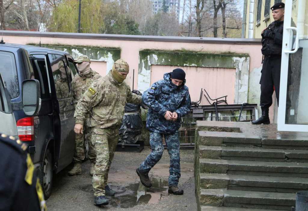 «Не надо никому показывать свою принципиальность»: отец пленного украинского моряка выступил с неожиданным заявлением