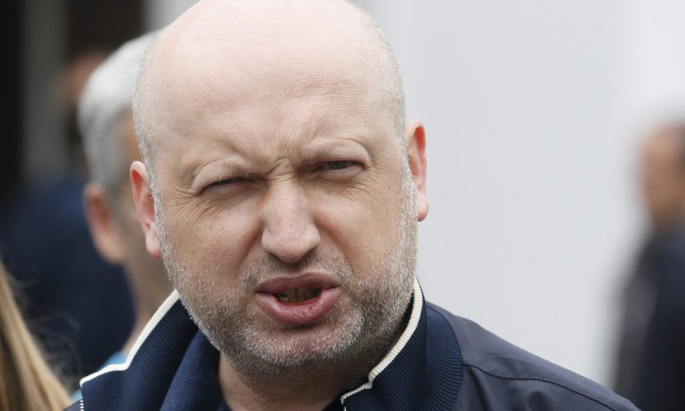 Турчинов обвинил Гриценко во лжи и трусости: он «позер»