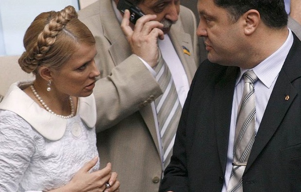 «Как можно так нечестно соревноваться?»: Тимошенко призвала Порошенко снять технического кандидата