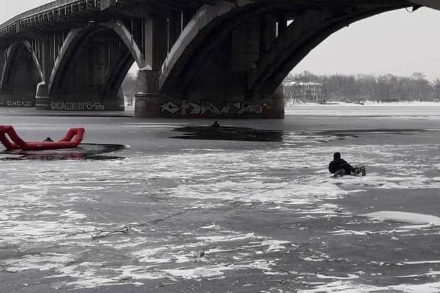 Трагедия в Киеве: в Днепре утонул мужчина, его товарищей в воде ищут уже трое суток