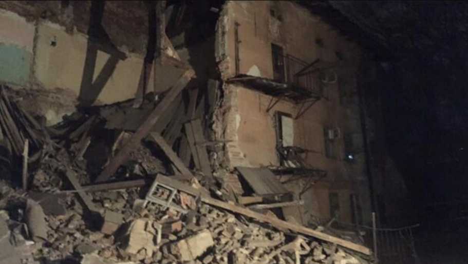 Во Львове произошло ЧП: обрушилась стена жилого дома, первые подробности